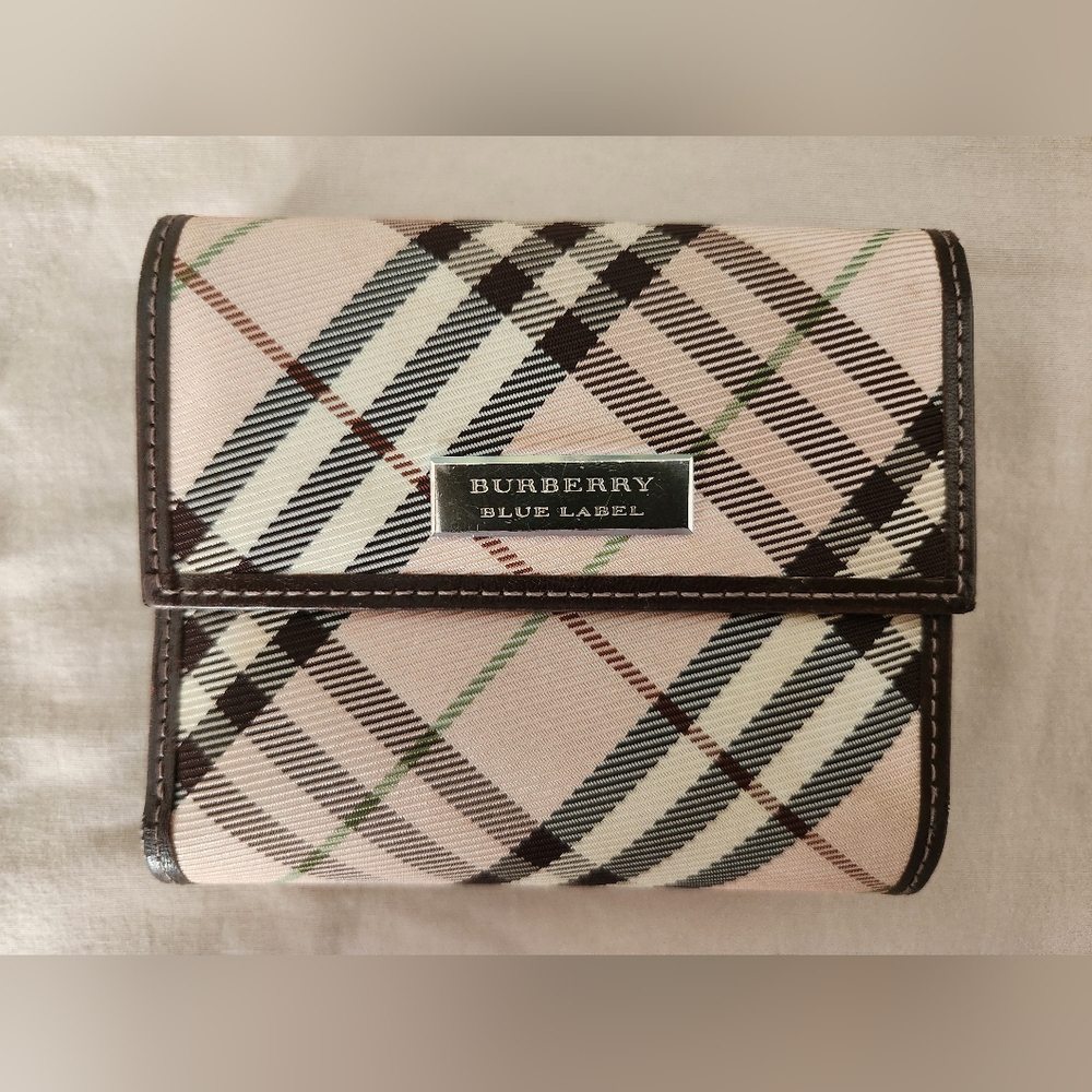 Burberry blue label wallet